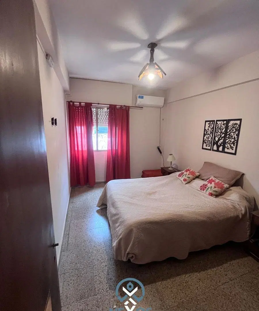 Venta de departamento frente a plaza Perdernera 7