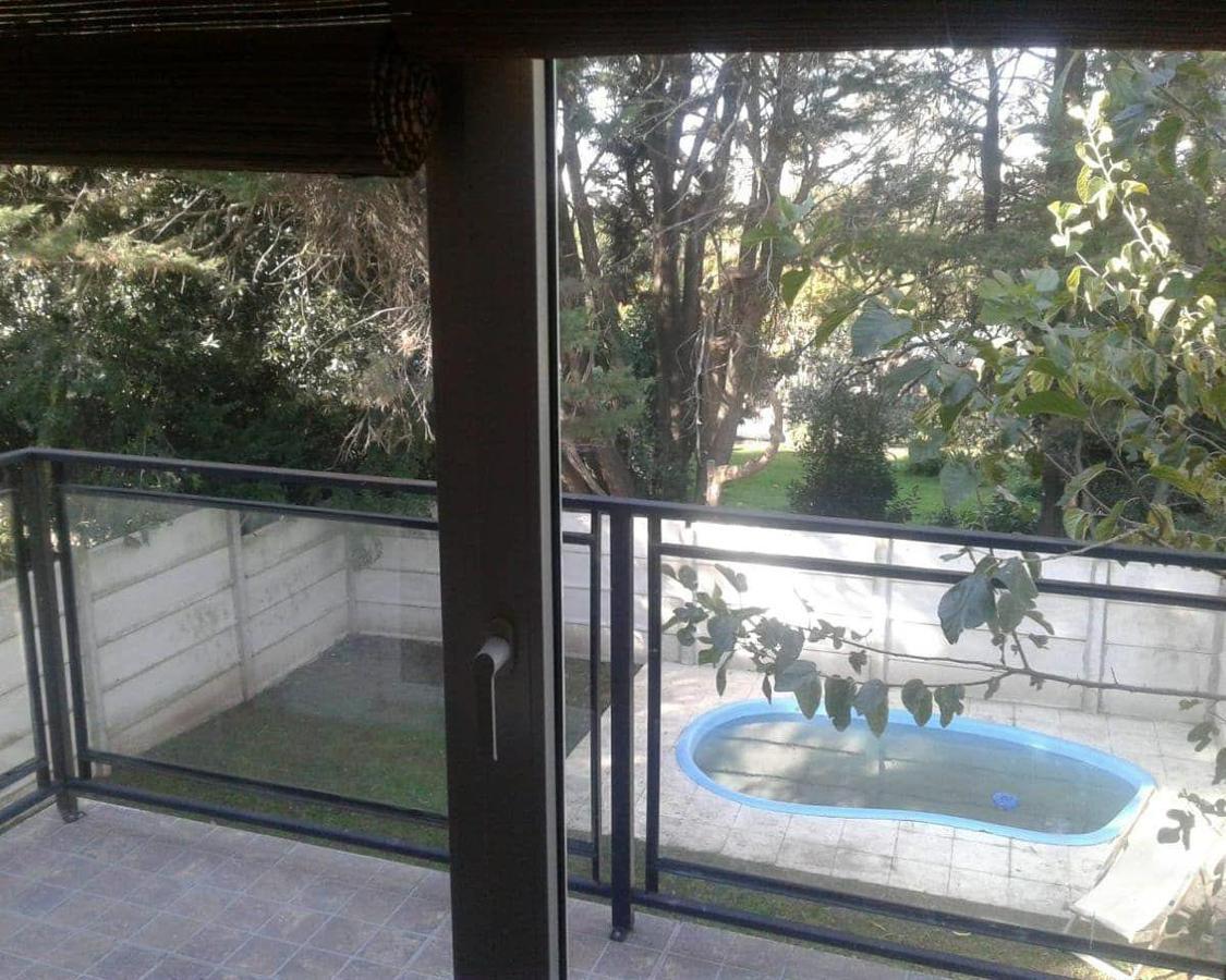 Casa 4 Dorm Moderna! con Quincho y Pileta 5