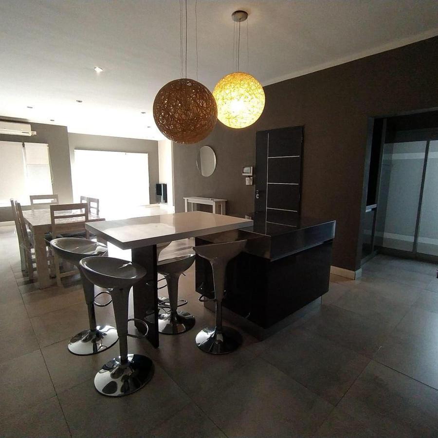 Dpto Moderno de 2 Dorm en Primer Piso - con Garage Propio - Paz Al 1500 2