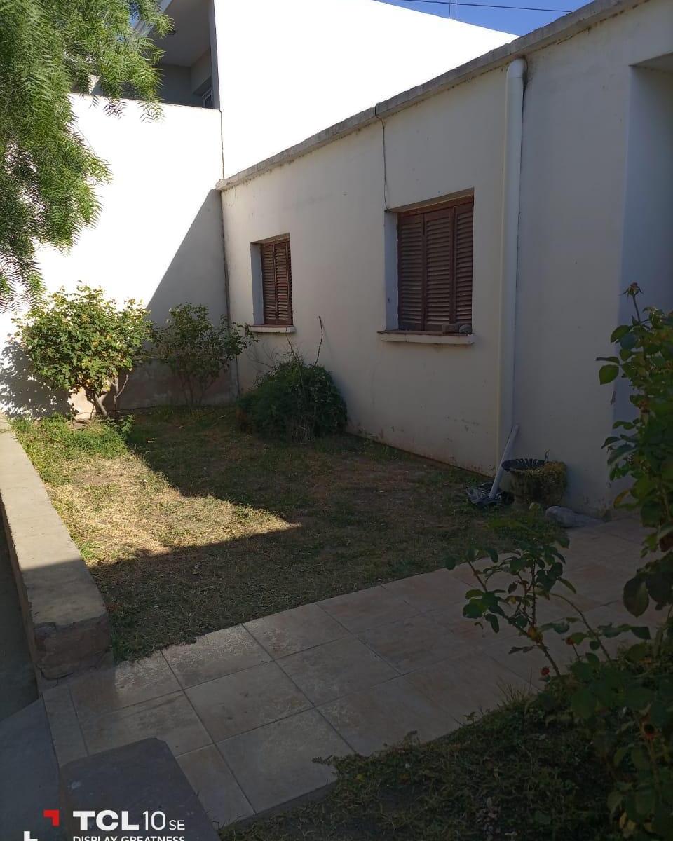 Venta Casa en Dean Funes 2