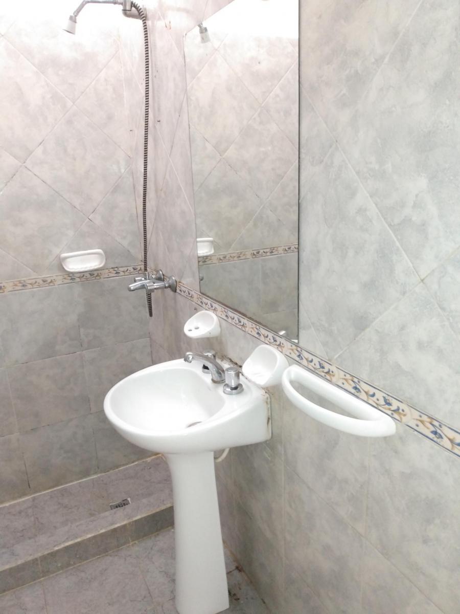 Venta Casa Barrio Jose Hernandez 3 Dorm., Cochera Doble 2