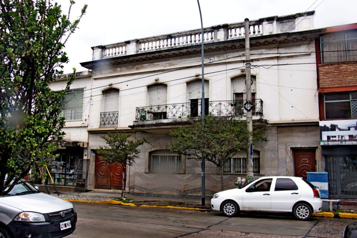 ALQUILER CASA 7 dormitorios apto uso comercial