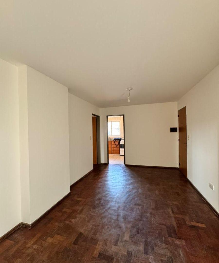 Foto de ALQUILER - Departamento 1 Dormitorio Amplio Bv. San Juan N° 847. SL, imagen 4