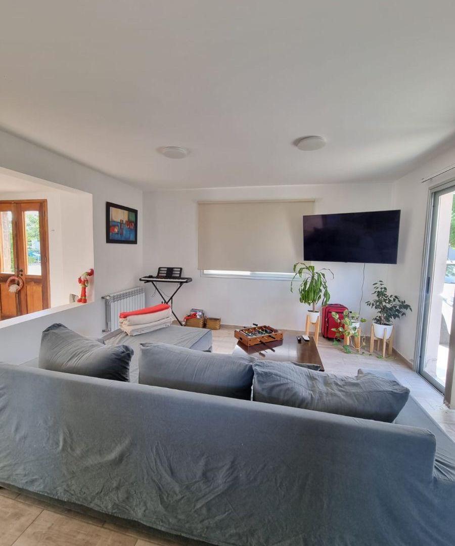 VENTA HERMOSA CASA EN BARRIO PRIVADO ESTANCIA BULNES.