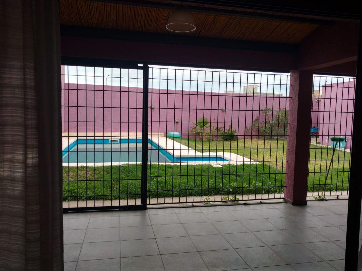 HERMOSA CASA EN VENTA BARRIO ALTA URQUIZA