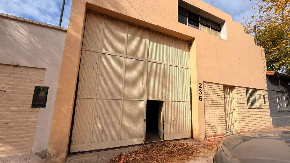 VENTA O ALQUILER DE GALPON ZONA DORREGO 4