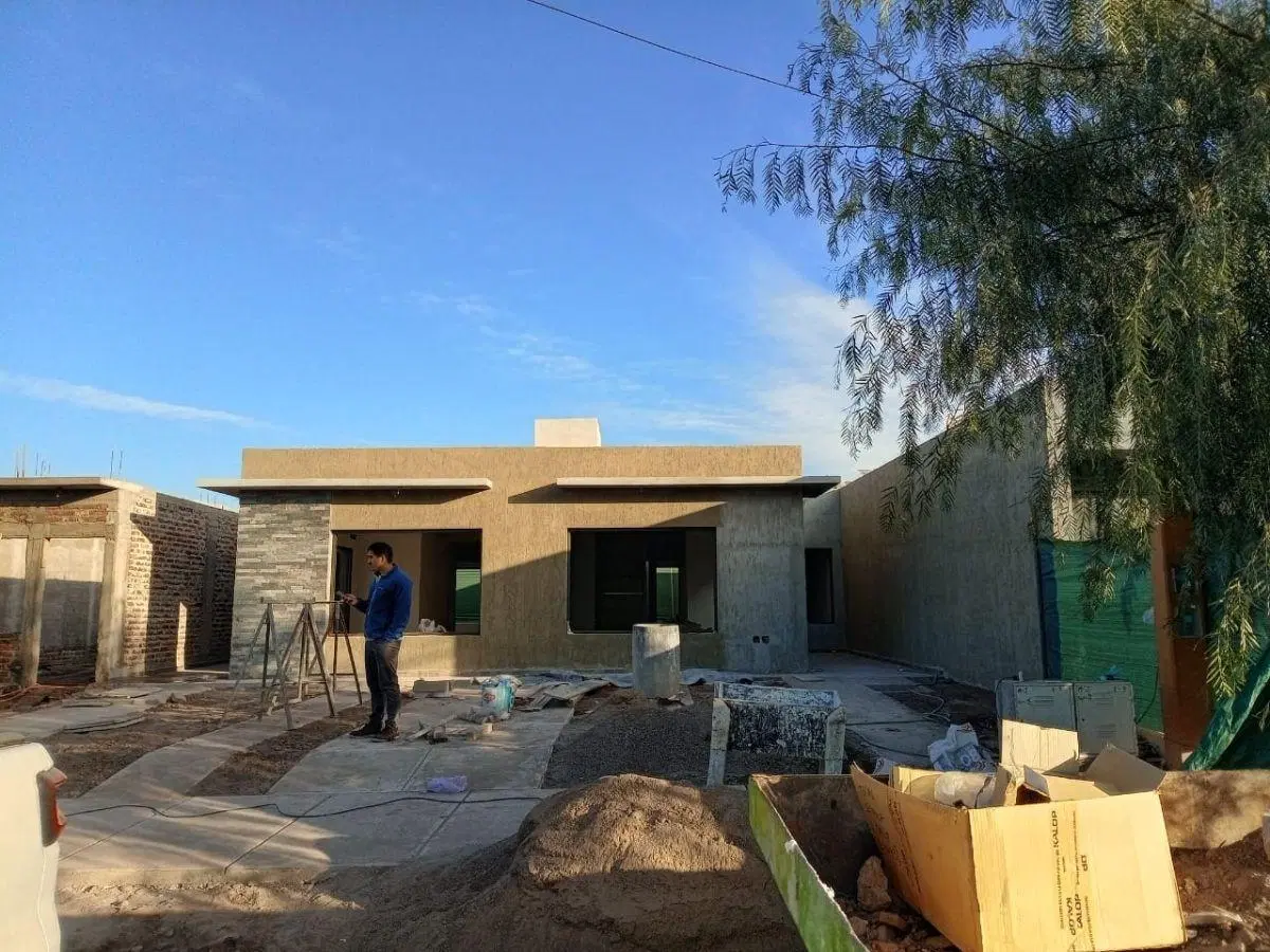 CASA EN VENTA BARRIO PRIVADO VISTA OLIVA 3