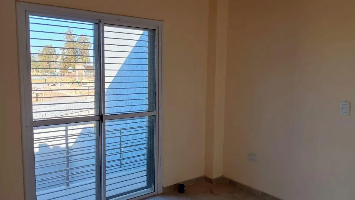 DUPLEX EN VENTA AGUA Y ENERGIA 2