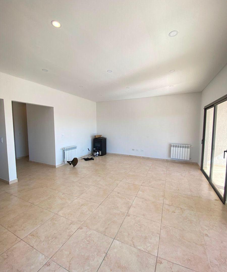 Foto de Título Casa en Venta 3 Dorm en Barrio Privado Rucalhue, Maipú |, imagen 2