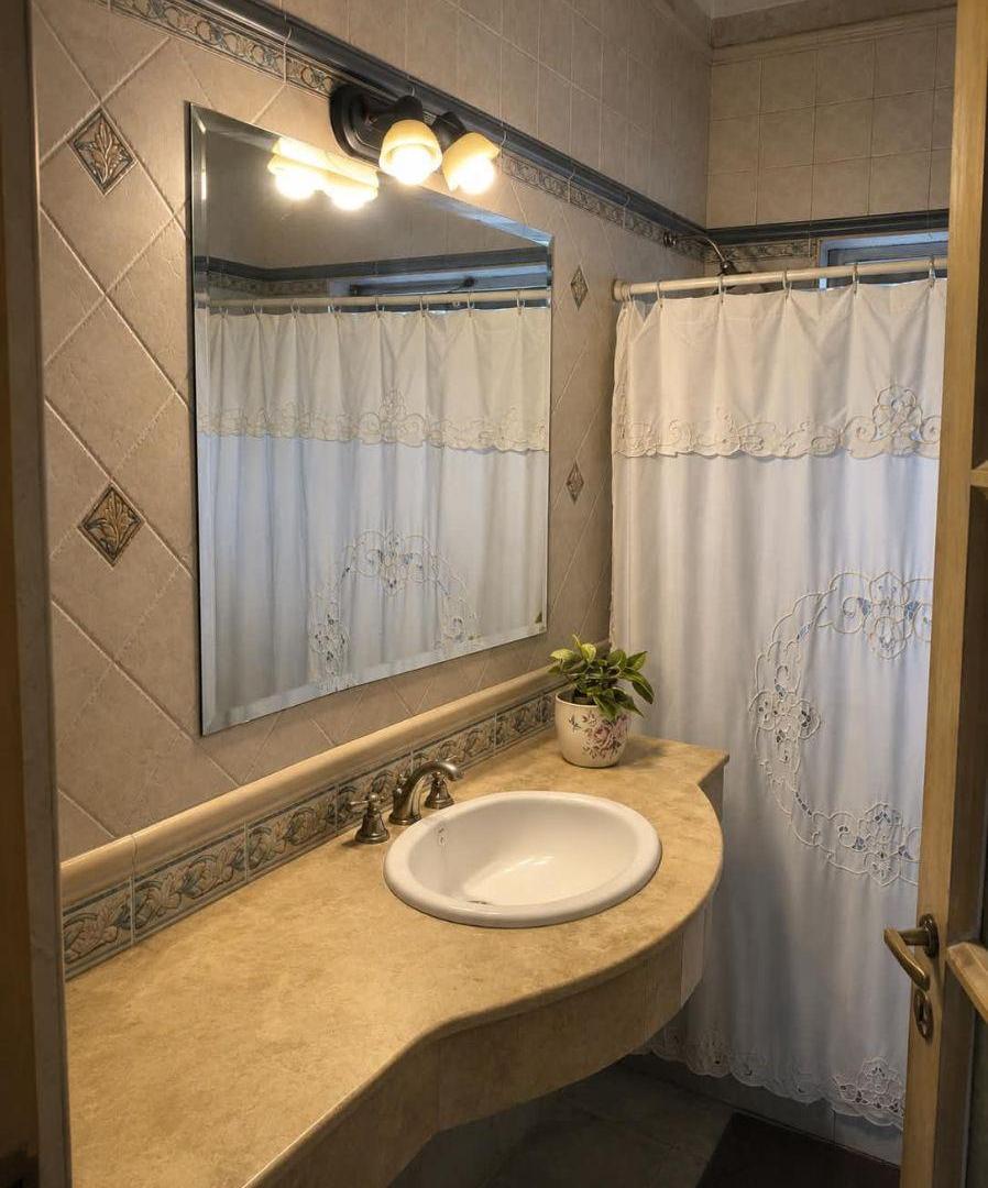 Foto de Casa en Venta 800 m² en Carrodilla | Sobre San Martín | Ideal Inversión, imagen 1