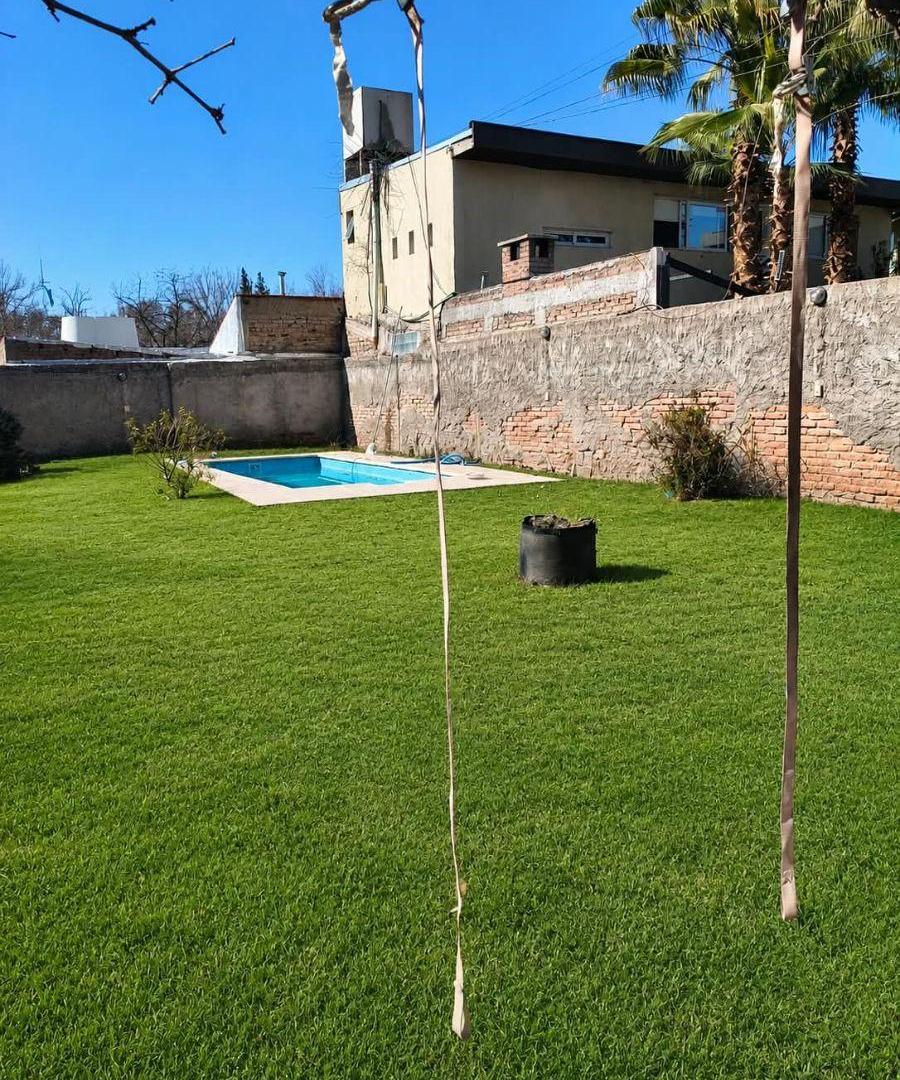 Foto de Casa en Venta 800 m² en Carrodilla | Sobre San Martín | Ideal Inversión, imagen 2