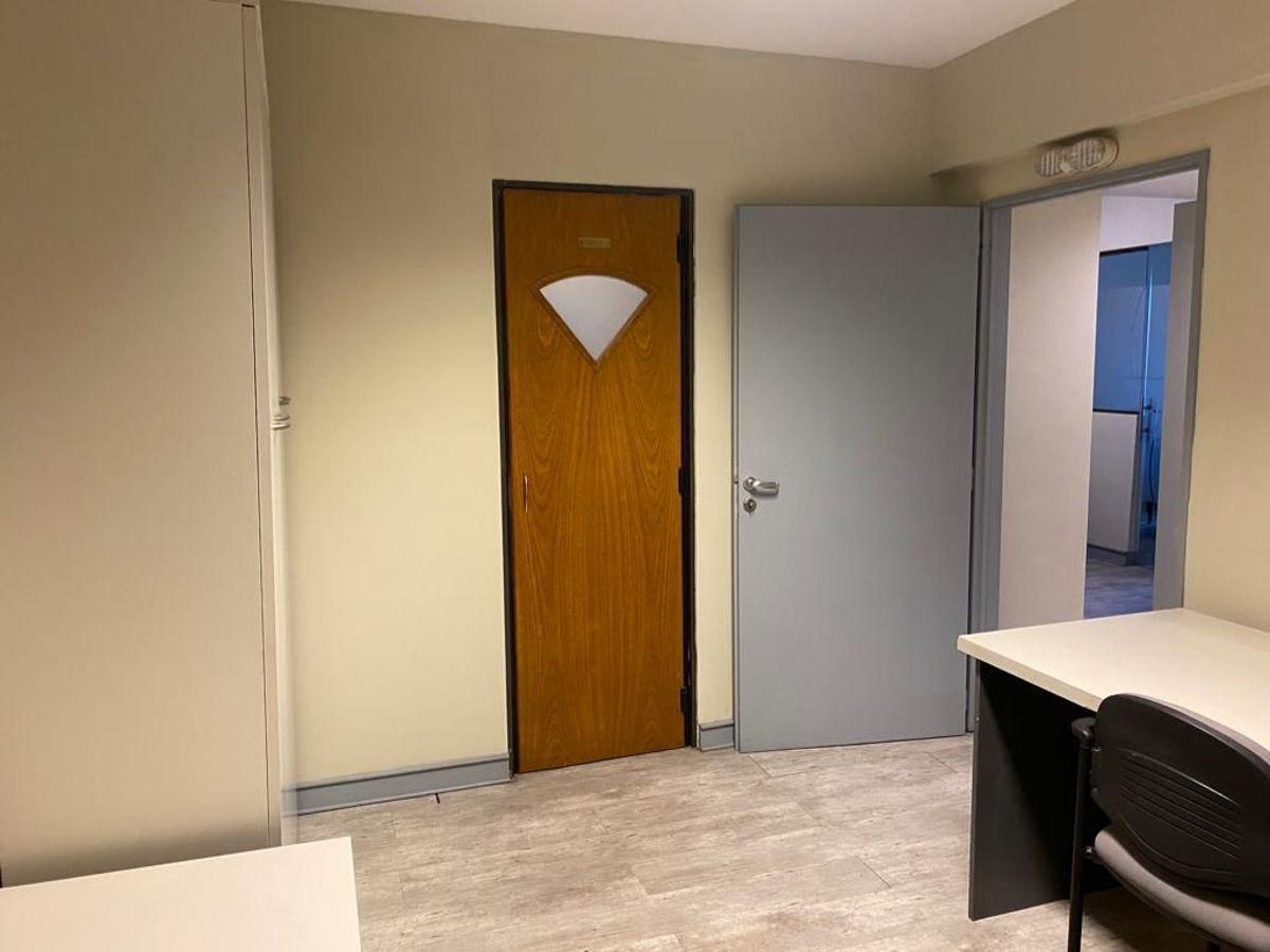 Foto de Oficina en Venta de 90 m2 en Centro de Mendoza - Frente a Hotel Sheraton, imagen 5