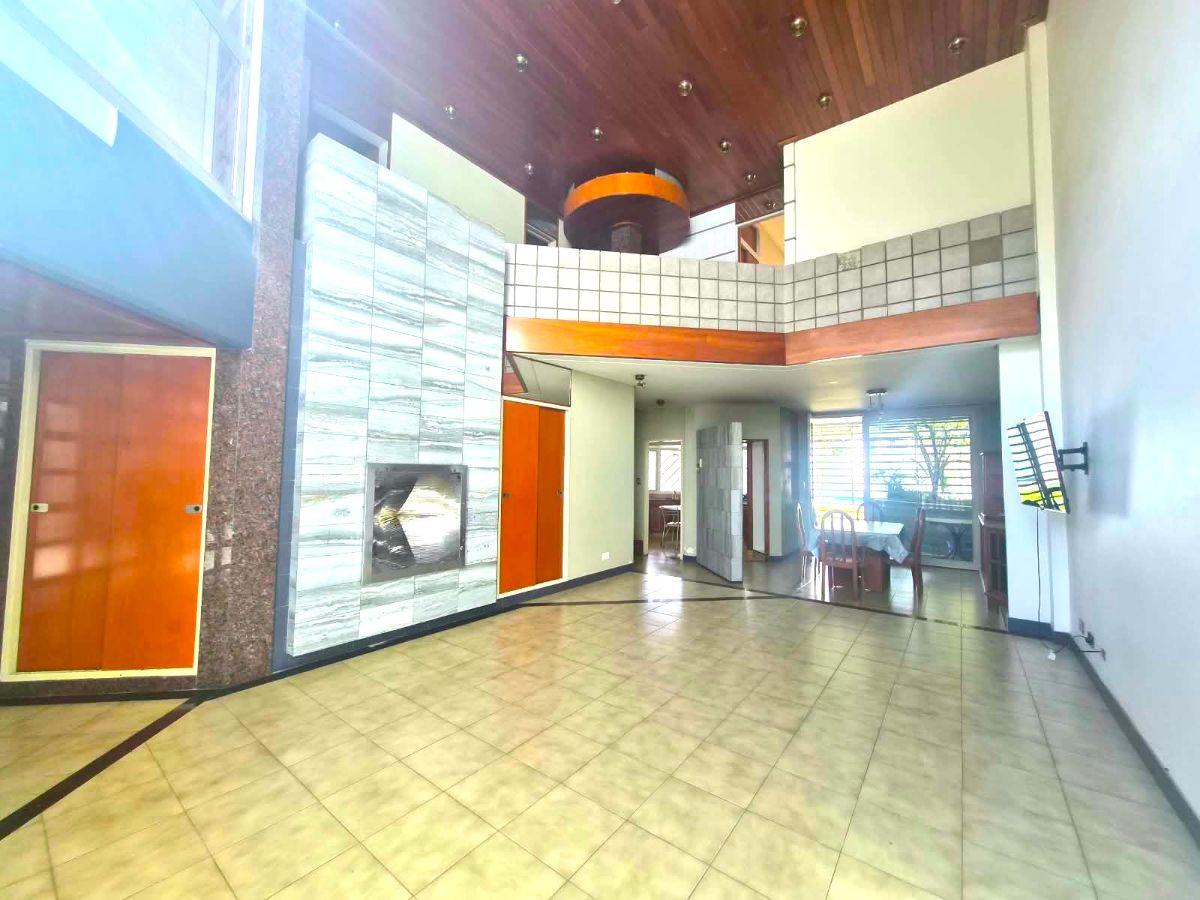 Foto de Casa en Venta 4 amb + Jardin + Pileta + Cochera sobre lote de 8,66 x 45, imagen 4