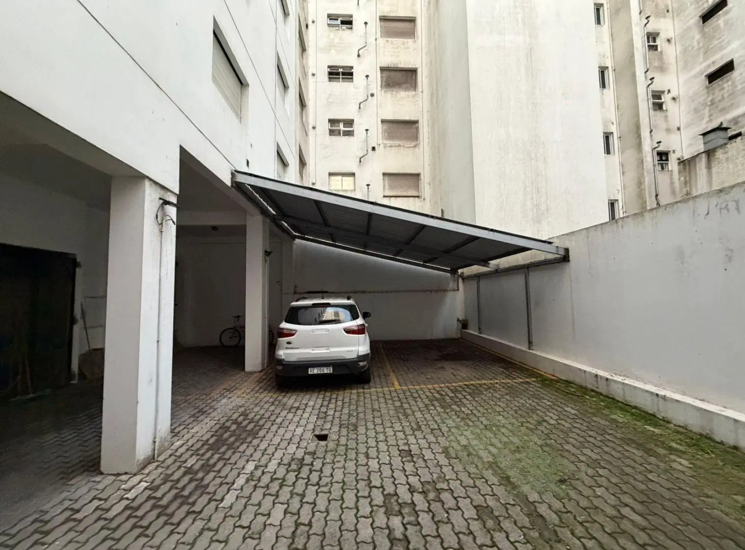 Departamento en Alquiler en La Perla 5