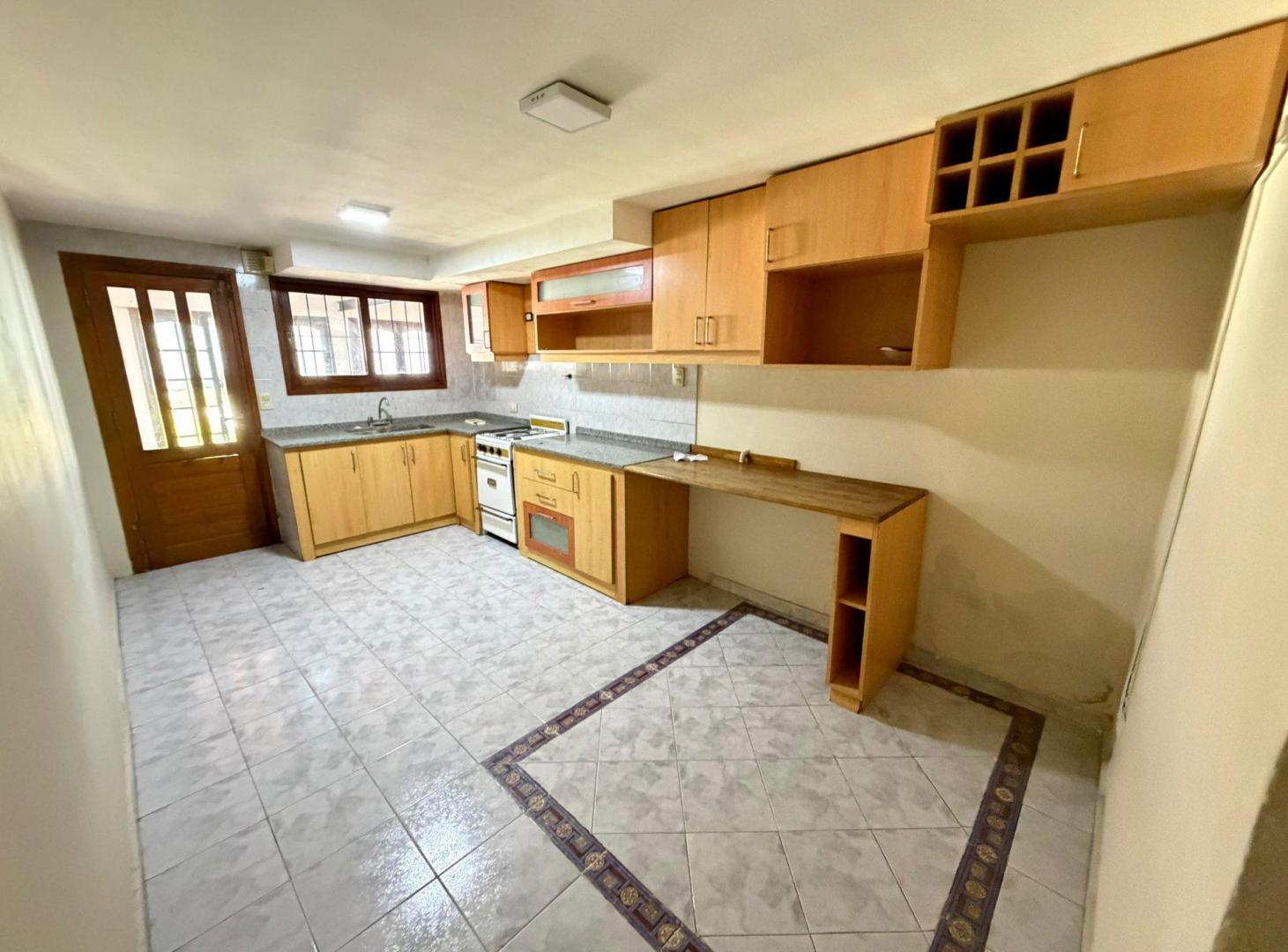 Foto de Casa en Venta en Villa Primera, imagen 3