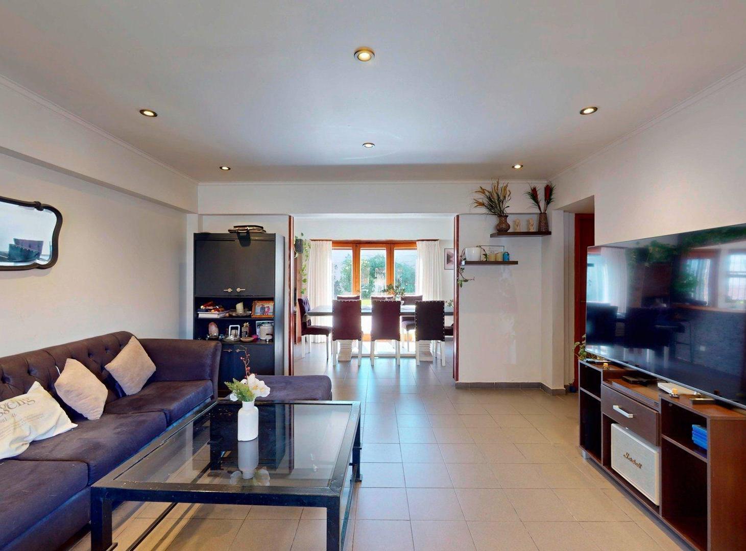 Foto de Casa en Venta en Parque Luro, imagen 1
