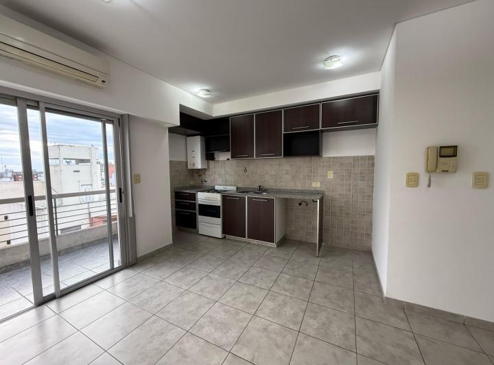 Foto de Departamento 2 ambiente en venta - Moron centro, imagen 2