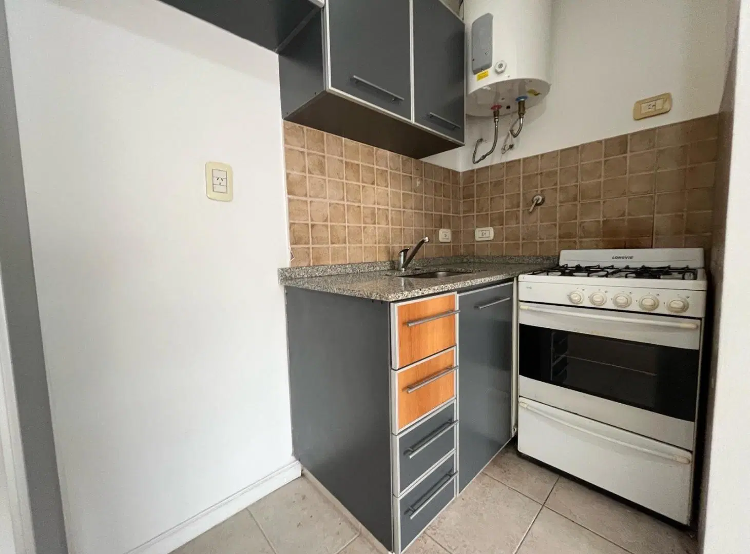 Departamento en alquiler - Moron 1