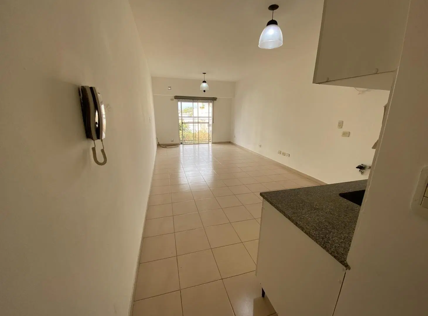 Departamento 1 ambiente en Ramos Mejia 1