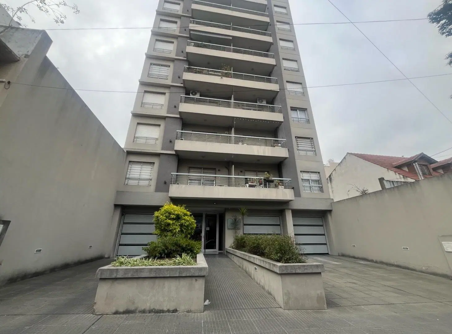 Departamento 1 ambiente con balcon en Alquier - Moron sur 2