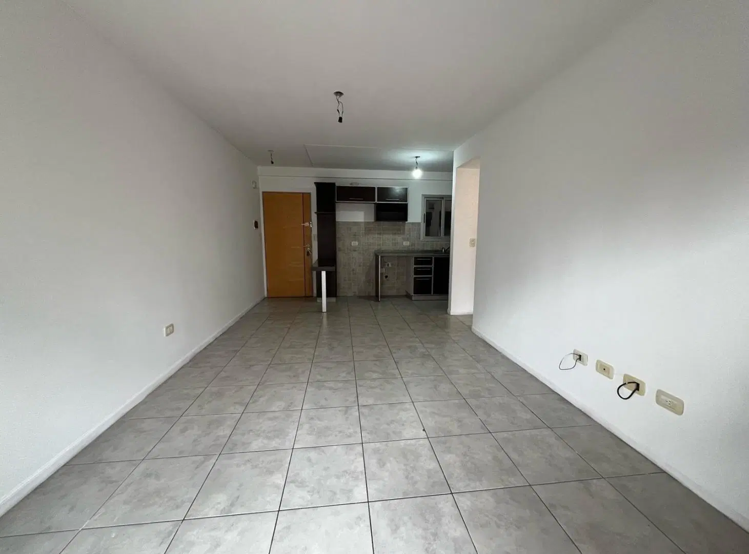 2 ambientes con cochera Departamento en Alquiler - Moron sur 3