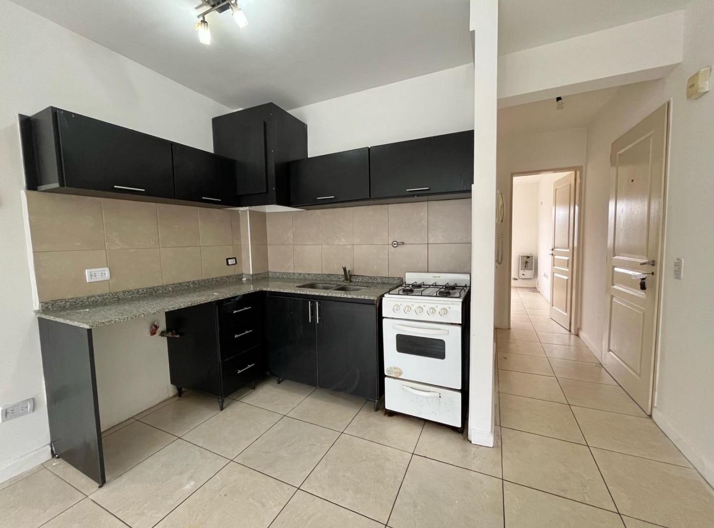 Foto de Departamento en alquiler - Moron Sur, imagen 3