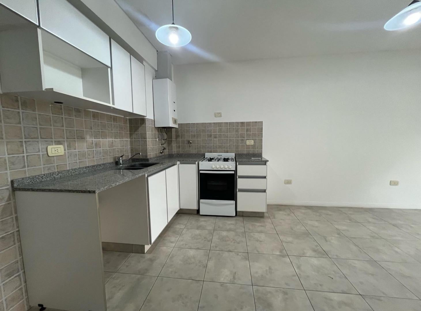 Foto de Departamento - Moron Sur, imagen 1