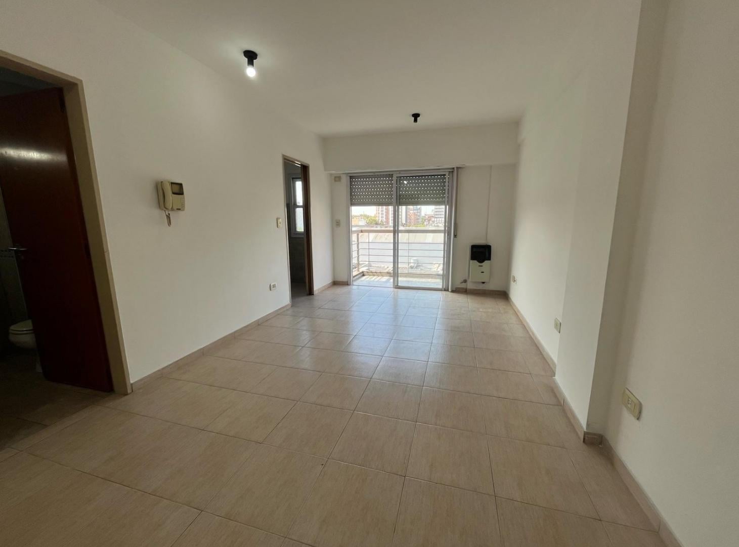 Foto de Departamento en Alquiler - Moron, imagen 2