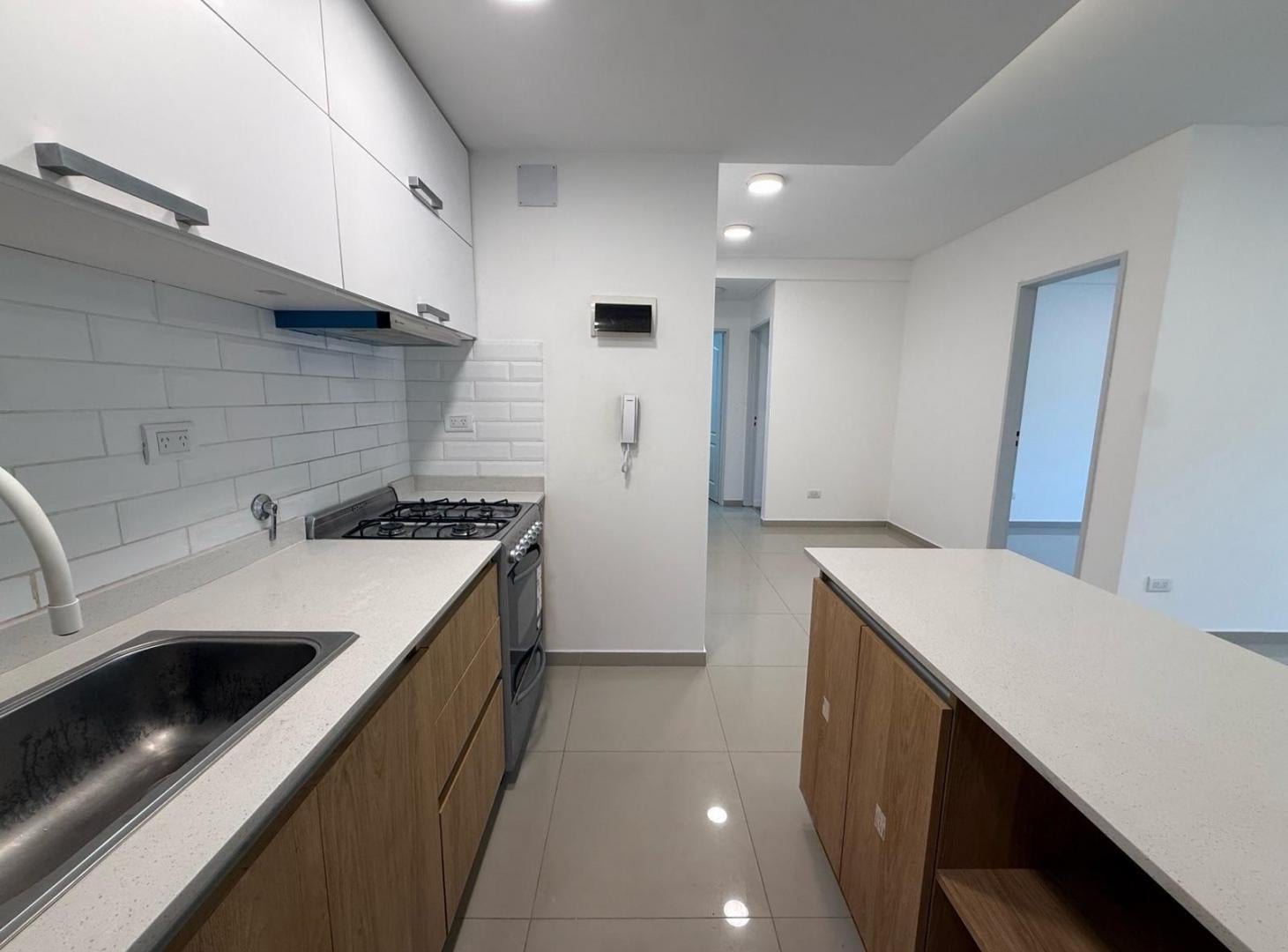 Foto de Departamento 3ambientes Terraza Privada y Cochera -Ramos Mejia, imagen 3