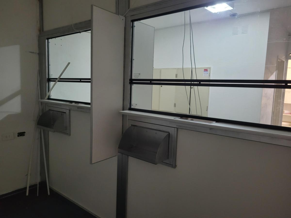 Florida Esq. Rivadavia - Cfte. Ofic 120 m² - Á - Trab + 3desp + 2bños + Coc. a - Ac. Vig. + Coch. Fja. 1