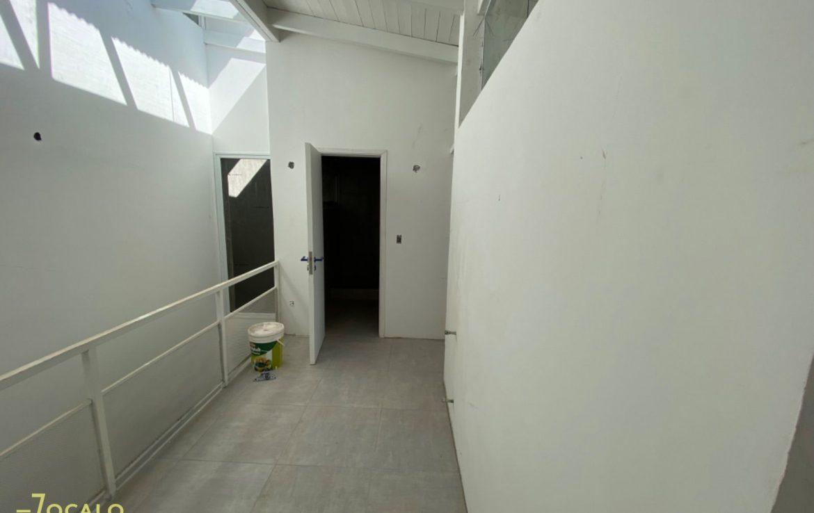 Departamento Tipo Duplex en Venta de 2 Dorm. C/ Cochera en Quinta Sección 1