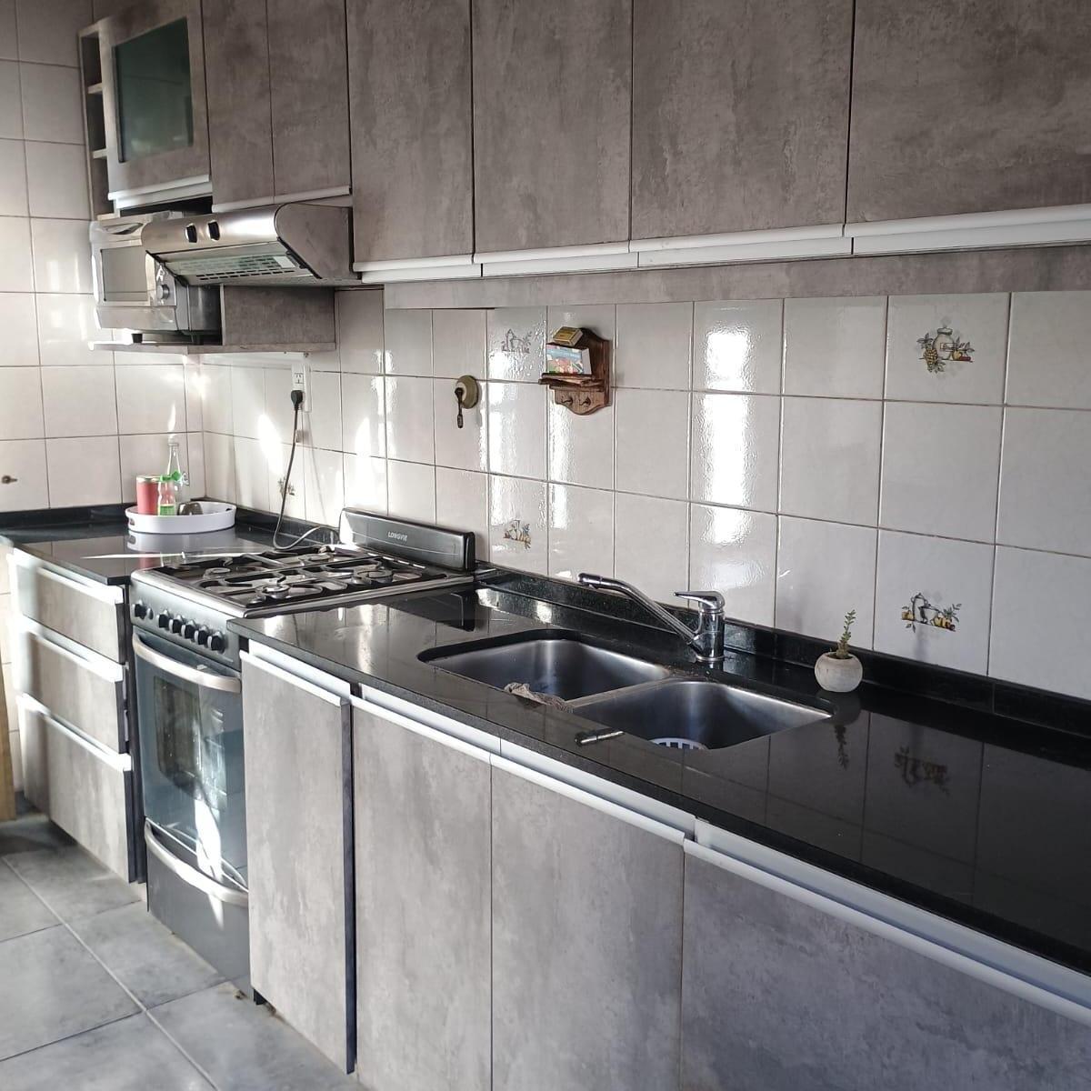 Casa en Venta de Cuatro Dorm. en Dorrego 3