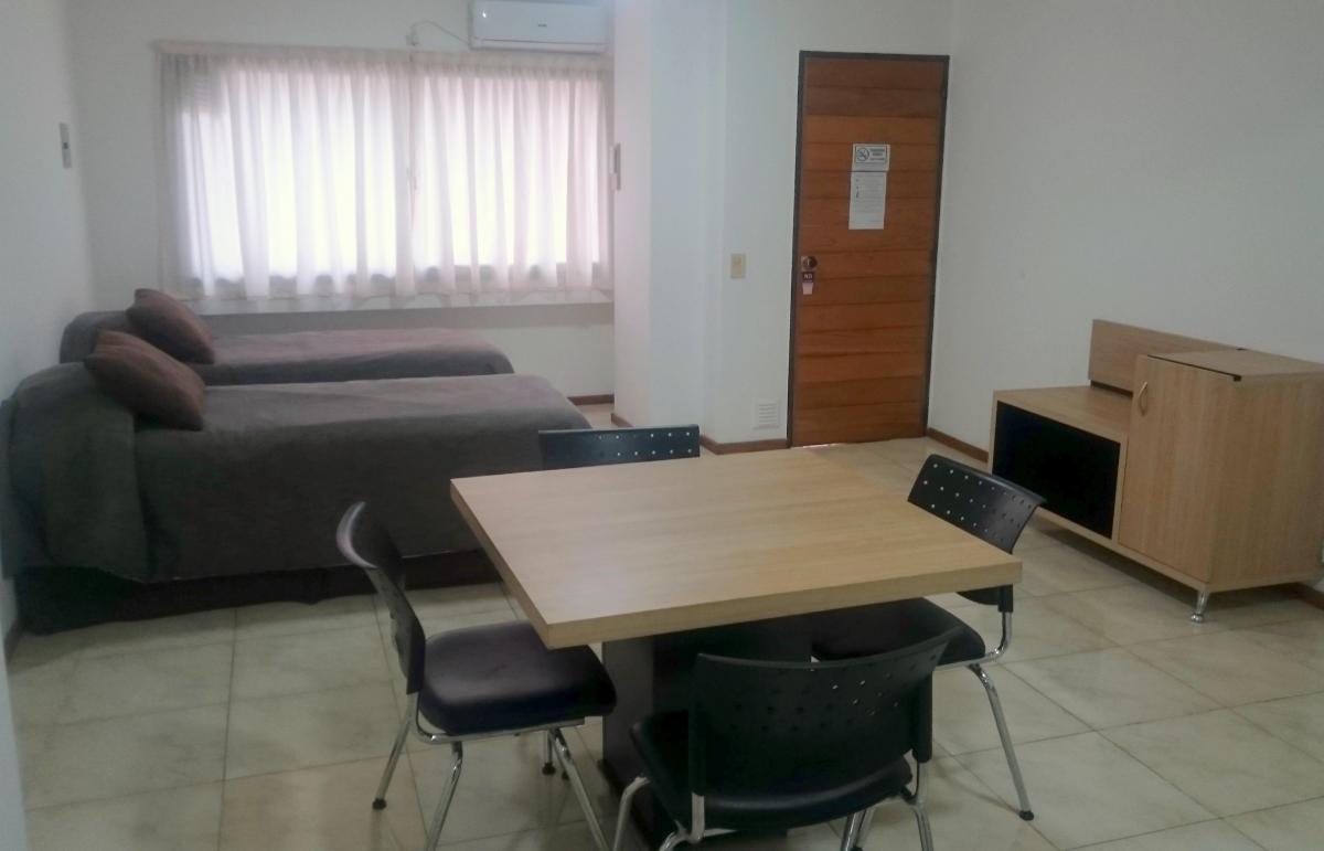 Excelente Departamento en Venta en Microcentro 4
