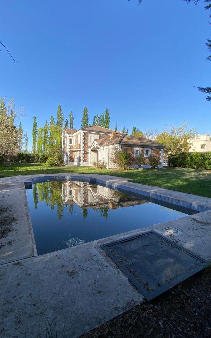 Propiedad a la Venta en el exclusivo Barrio Vistalba Country Luján de Cuyo!