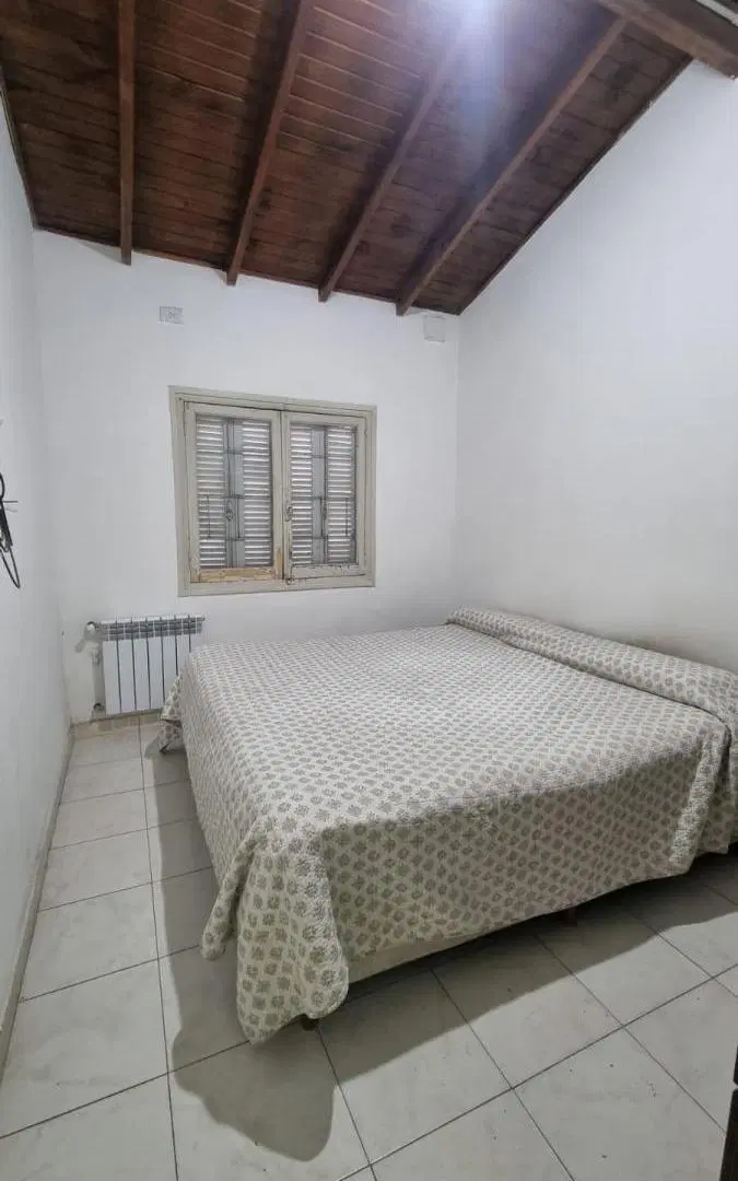 Casa renovada en Las Cañas, Gllén 3
