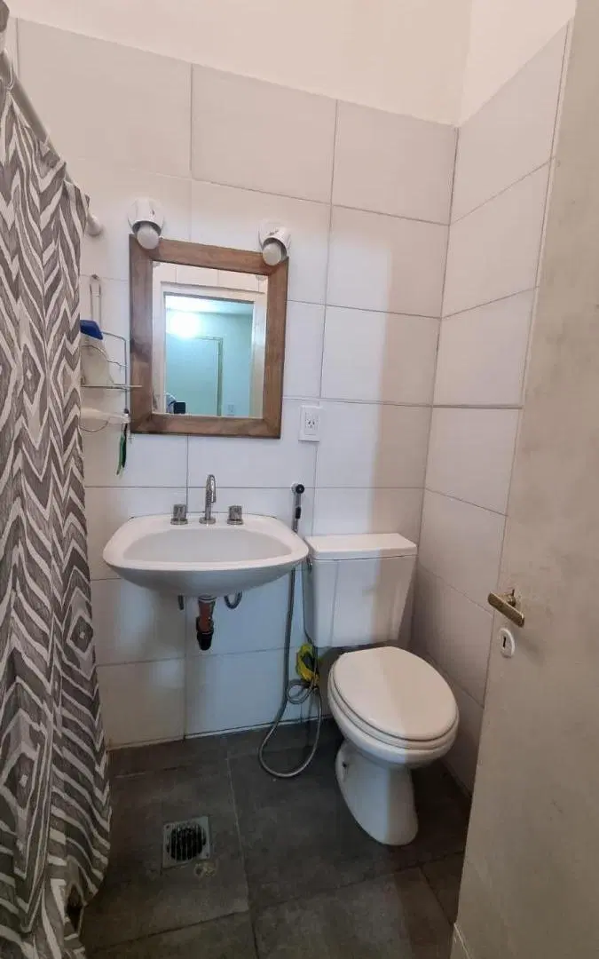 Casa renovada en Las Cañas, Gllén 8
