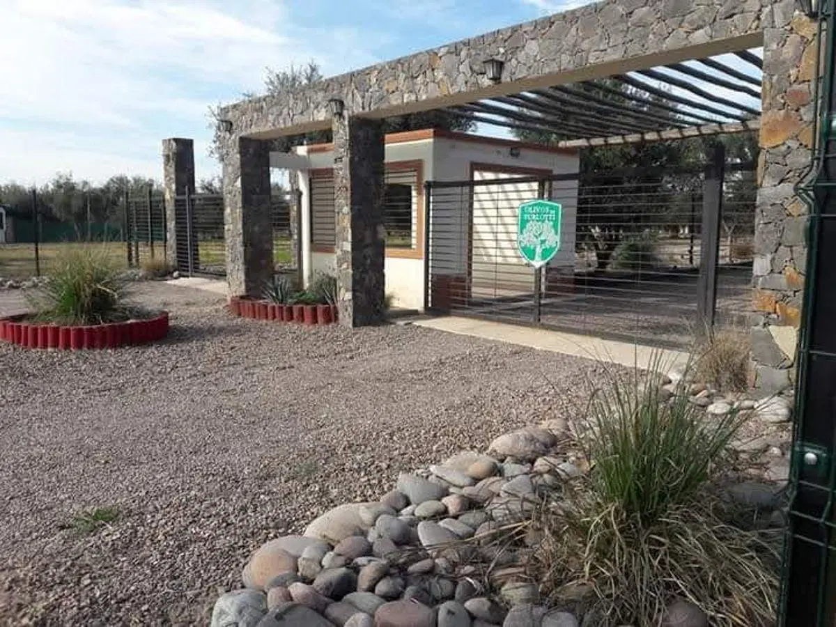 Terreno en Olivos de Furlotti 3