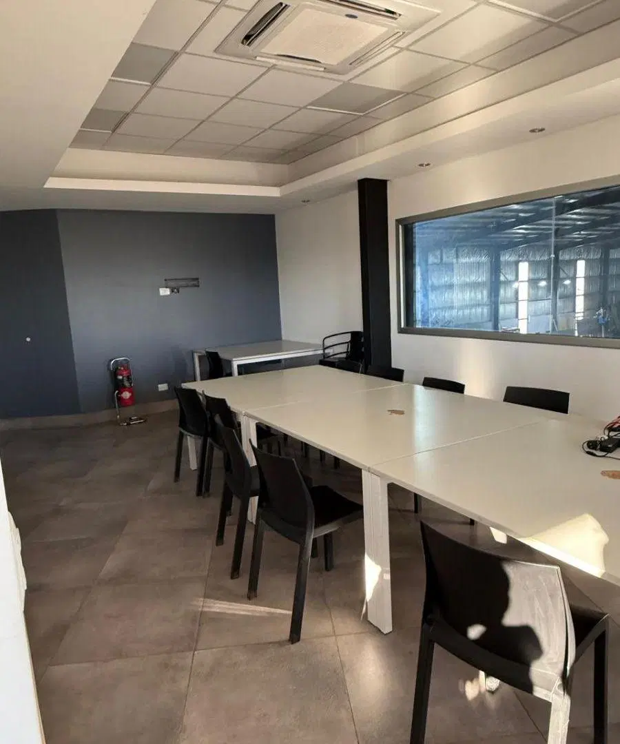 Imponente Nave industrial 2
