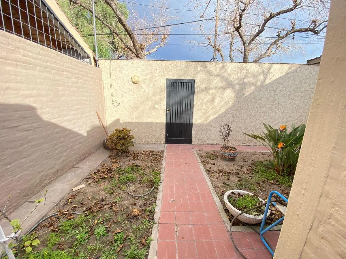 Hermosa Casa en venta en Barrio Cementista II 1