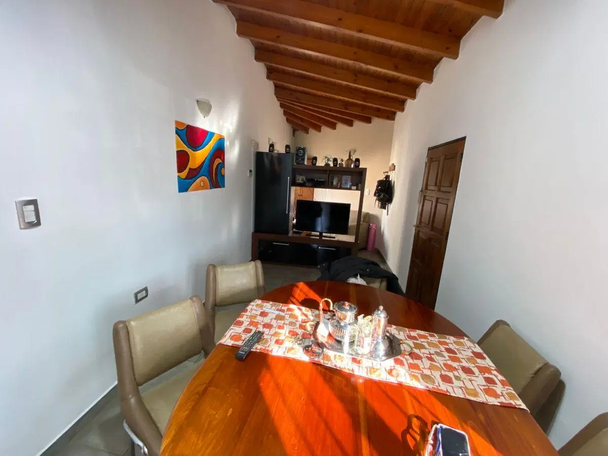 Hermosa Casa en venta en Barrio Cementista II 5