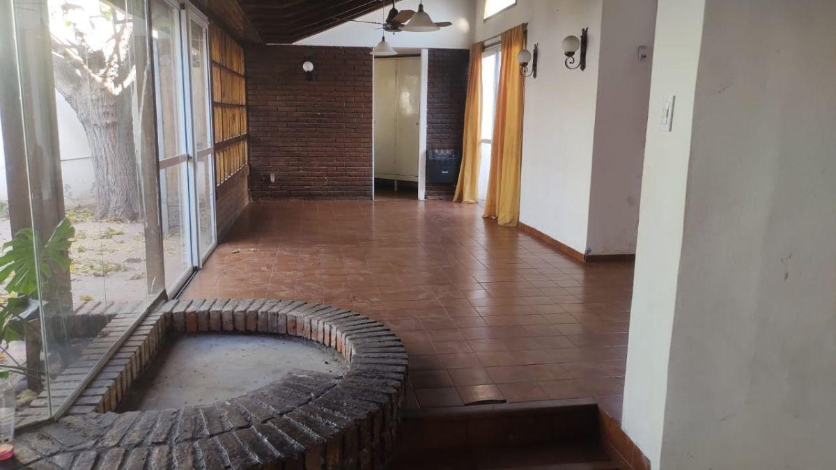 Casa en ALQUILER en Carrodilla