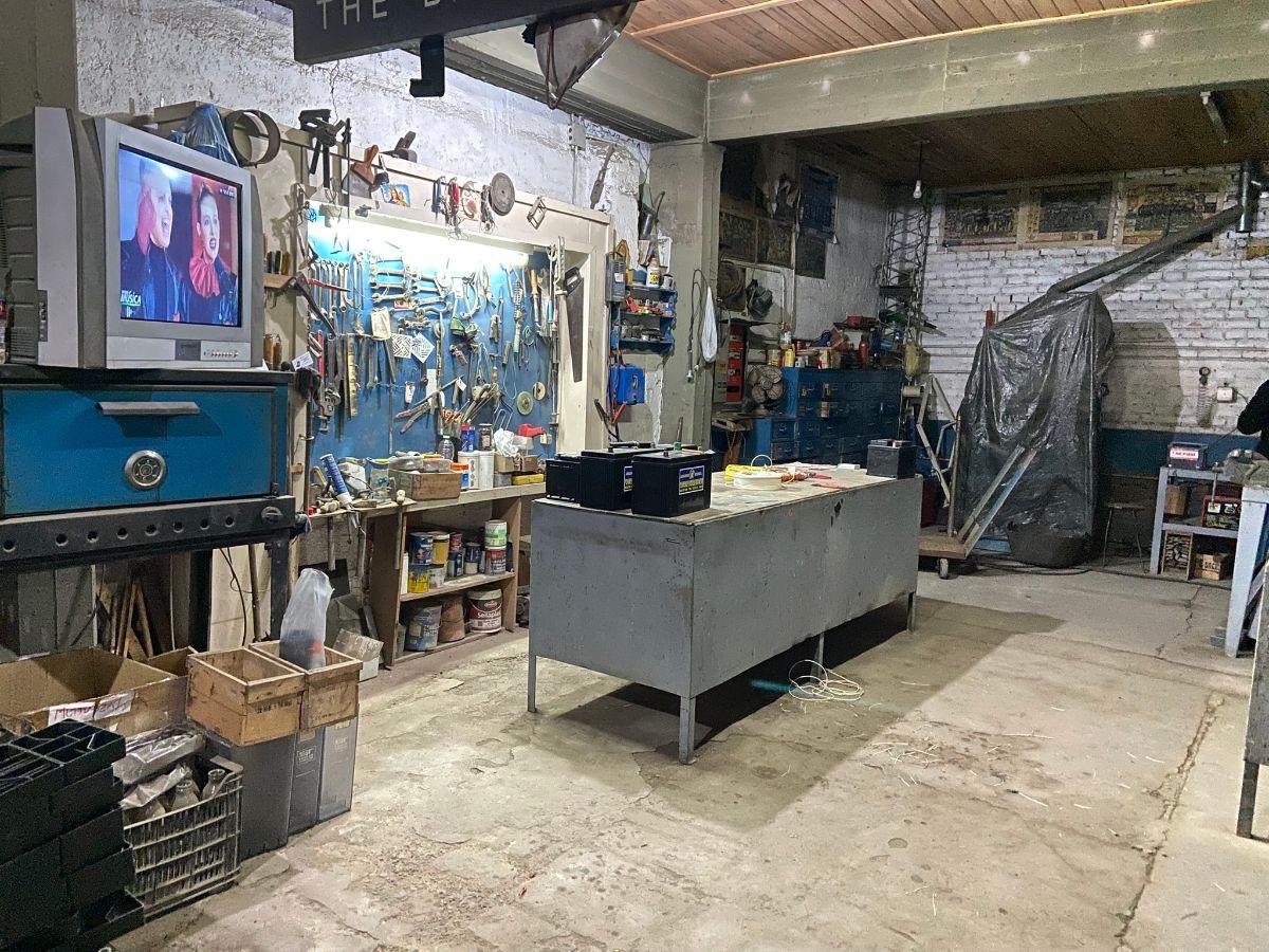 Foto de Local comercial y galpón en alquiler ubicado en Microcentro, imagen 1