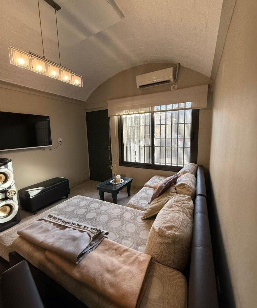 Foto de Hermosa Casa en B° La Floresta, Guaymallén., imagen 2