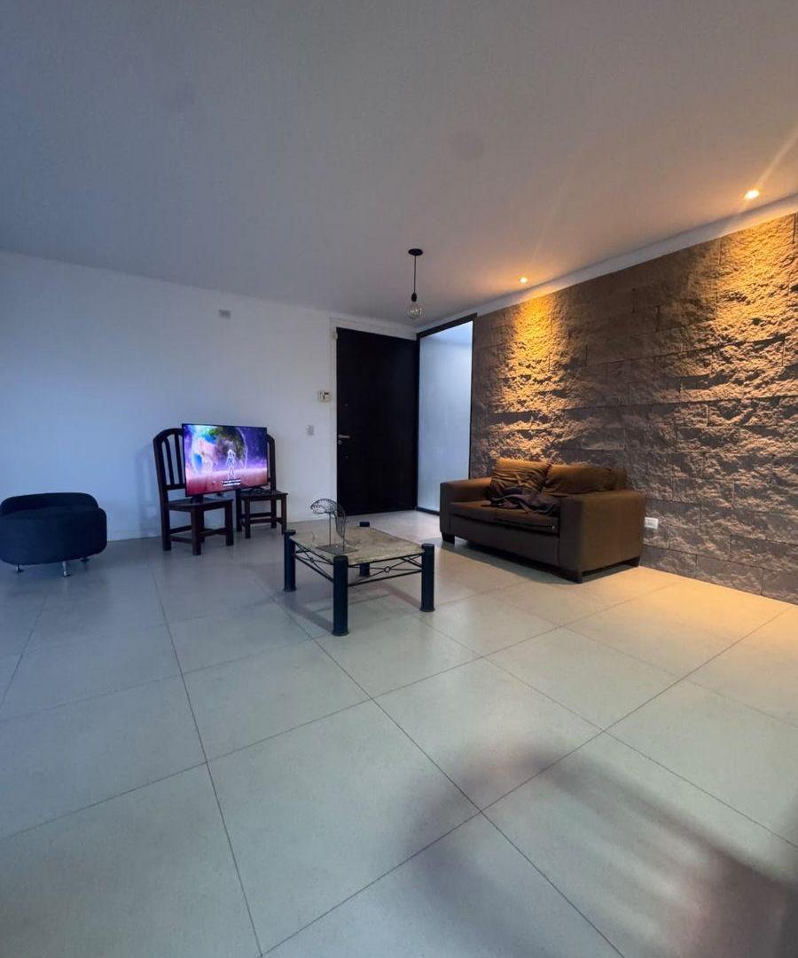 Foto de Casa en alquiler en Chacras, imagen 2