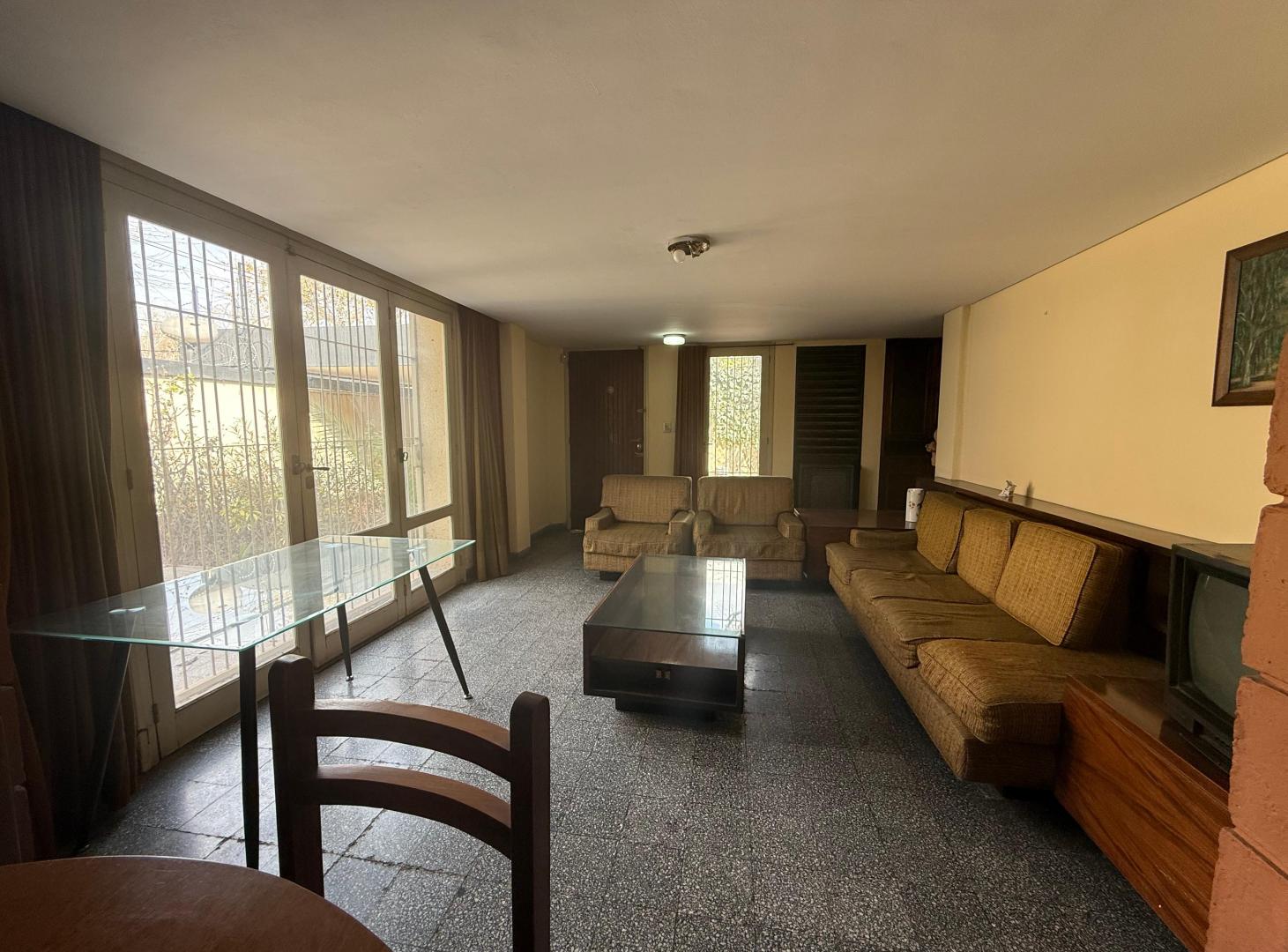 Foto de Casa en Alquiler para comercio/instituciones Villa Nueva, imagen 2