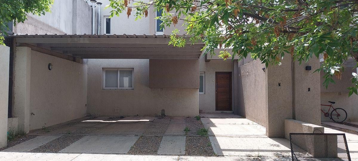 Foto de Dúplex en venta con cochera en Carrodilla, imagen 1