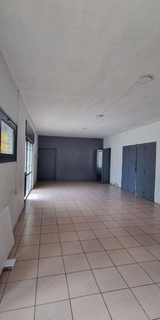 Foto de Local comercial en alquiler - Yatay y libertad, Villa Nueva, imagen 3