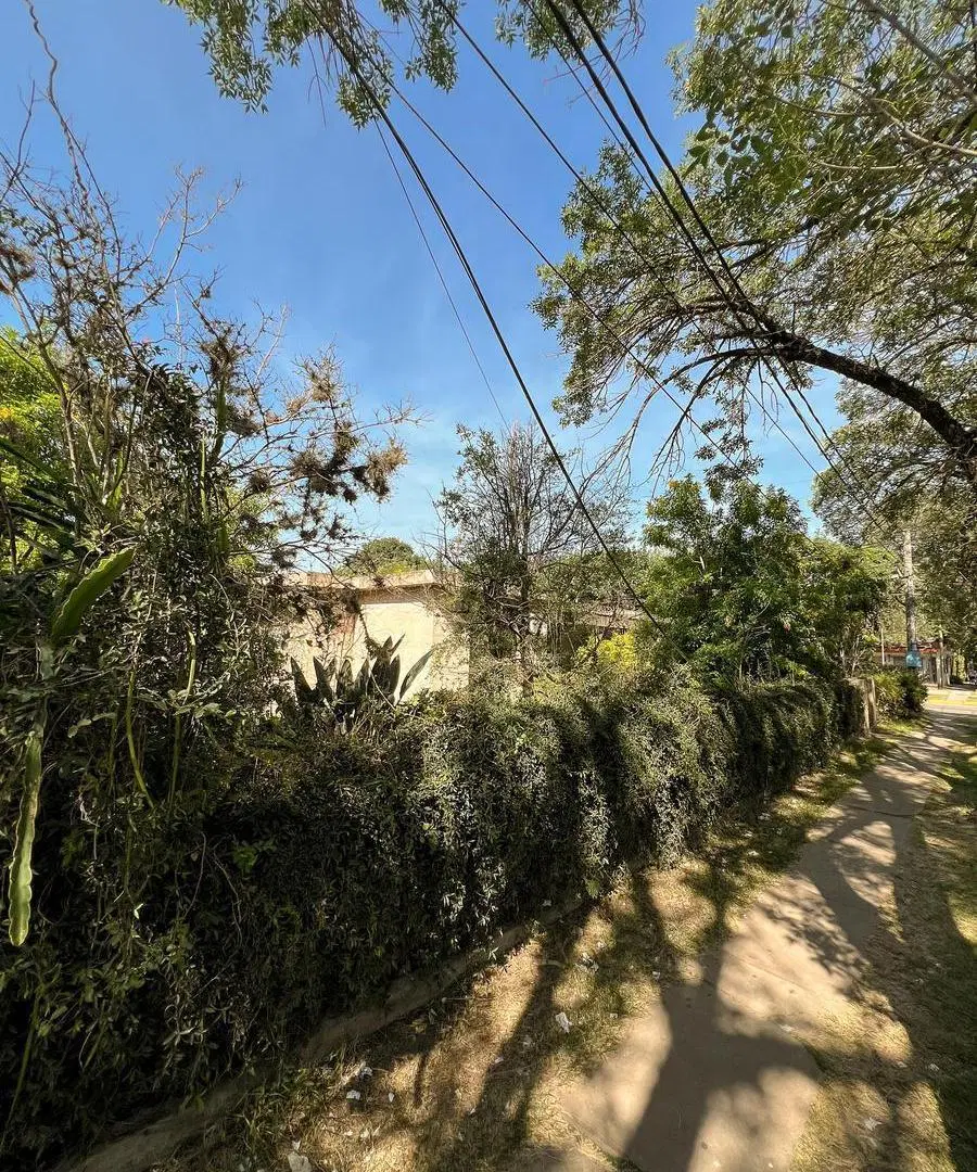 ALQUILER Esquina Céntrica Comercial Exclusiva Juan Elorza y San José 875m2 - Funes. 4