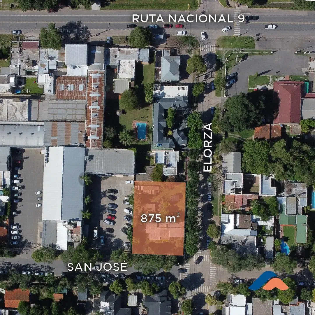 ALQUILER Esquina Céntrica Comercial Exclusiva Juan Elorza y San José 875m2 - Funes. 5