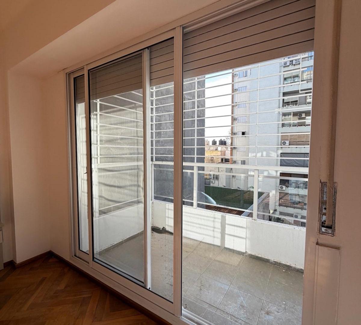 Foto de Venta dpto. 3 dormitorios piso exclusivo con cochera en Güemes 1972, imagen 1